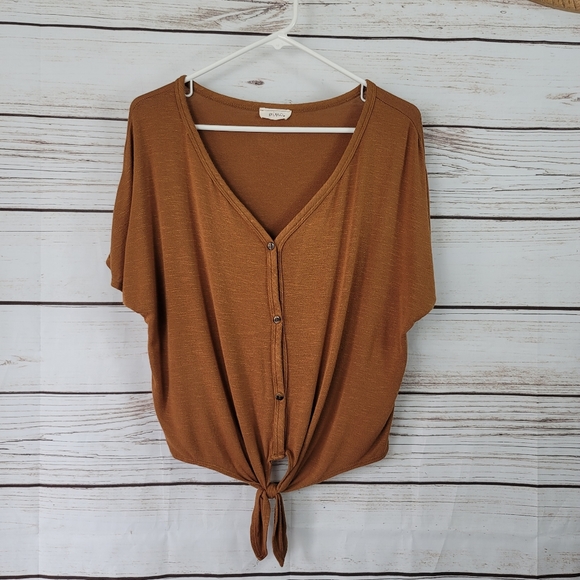 Pinc | Button Tie Waist Short Sleeve Top - Picture 2 of 6